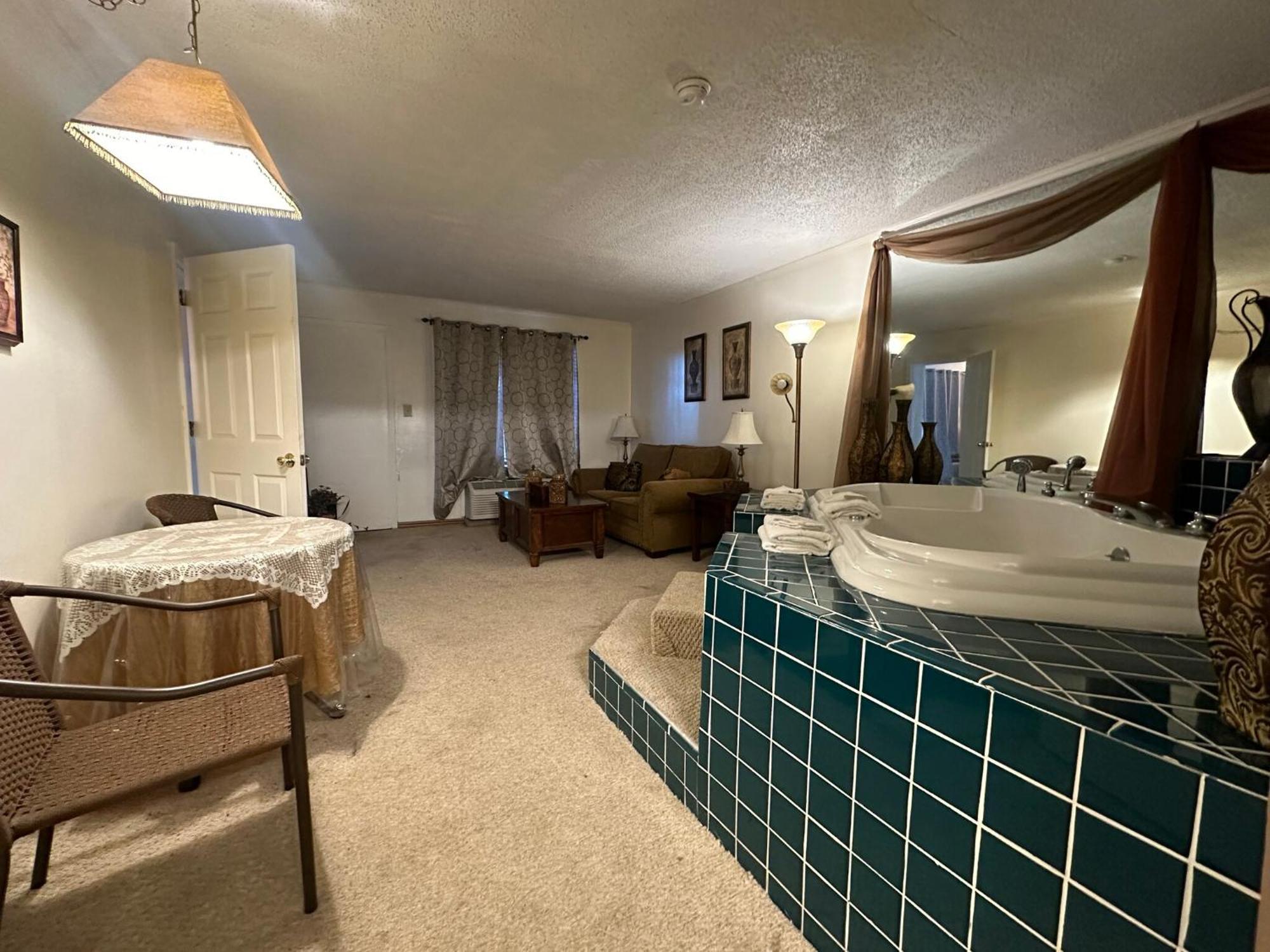 Country Inn & Suite Leesville Exterior photo